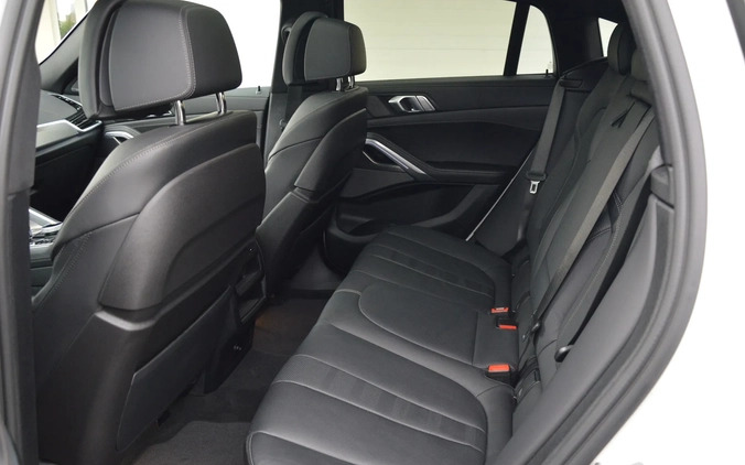 BMW X6 cena 356900 przebieg: 39000, rok produkcji 2022 z Włocławek małe 631